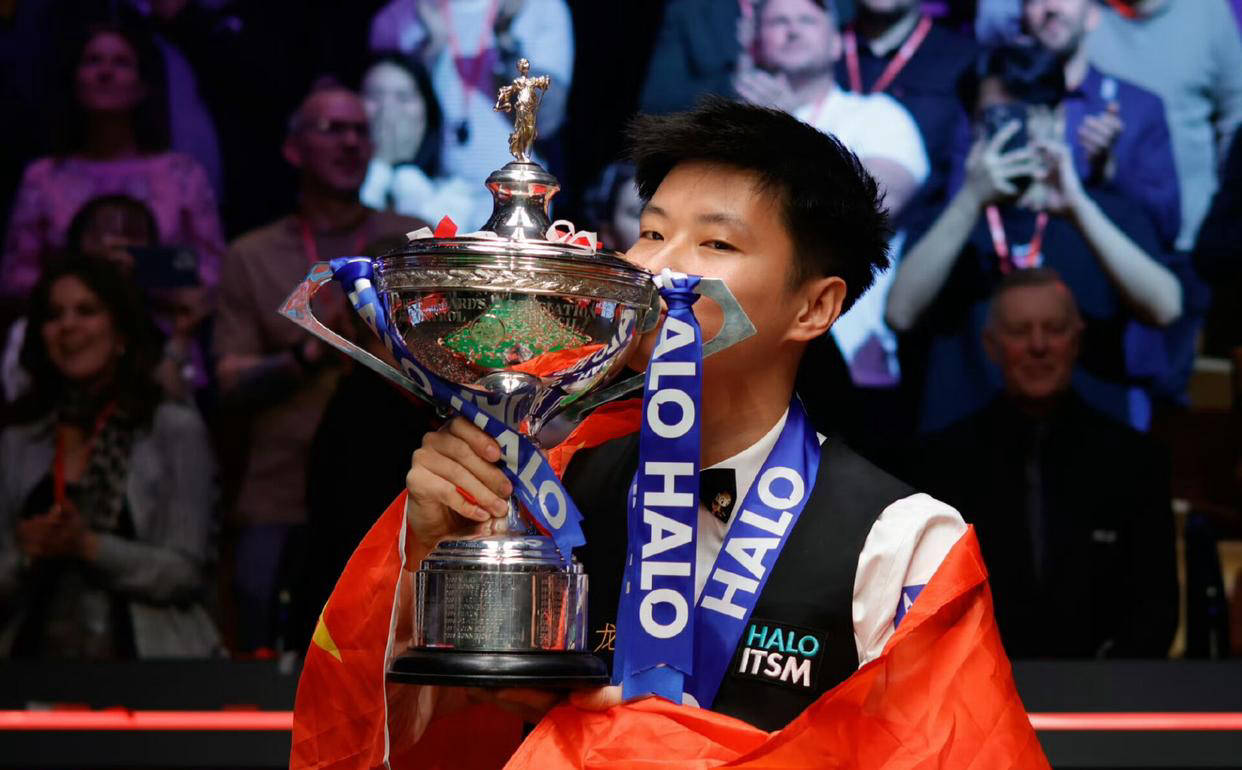 民俗活动中 民俗活动中